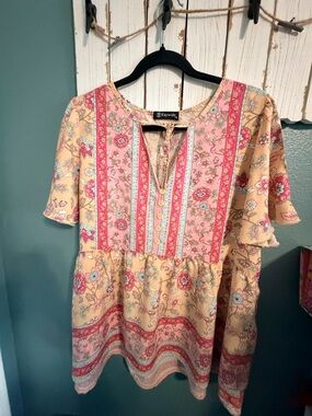 Pink & Cream Floral Split-Neck Tunic